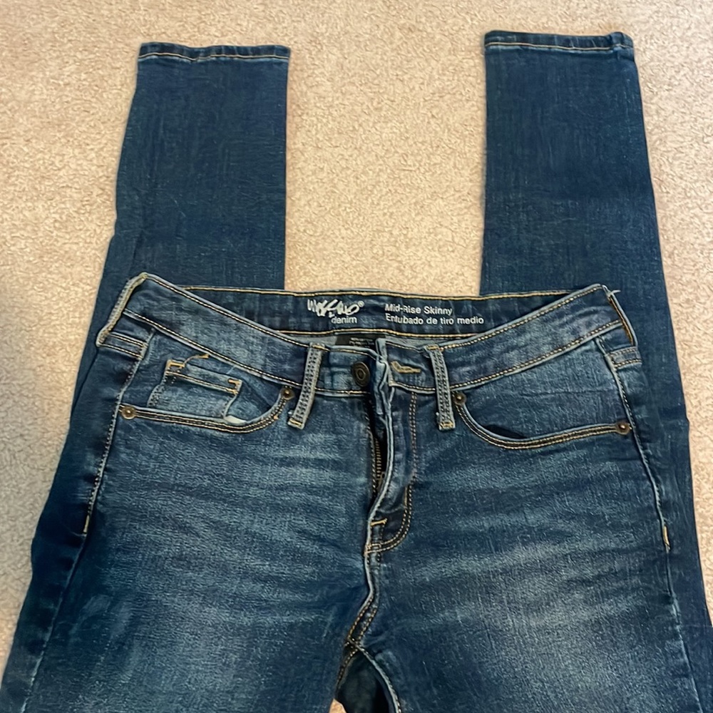 Mossimo denim - Picture 2 of 4